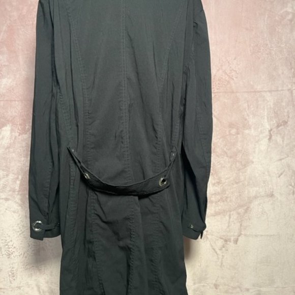 Lane Bryant Womens Black Light Weight Button Down Long Trench Coat Size 14/16 - Picture 4 of 7
